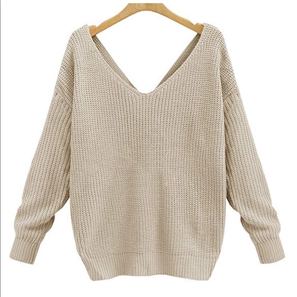 Knotted Back Sweater - Picture 3 of 3